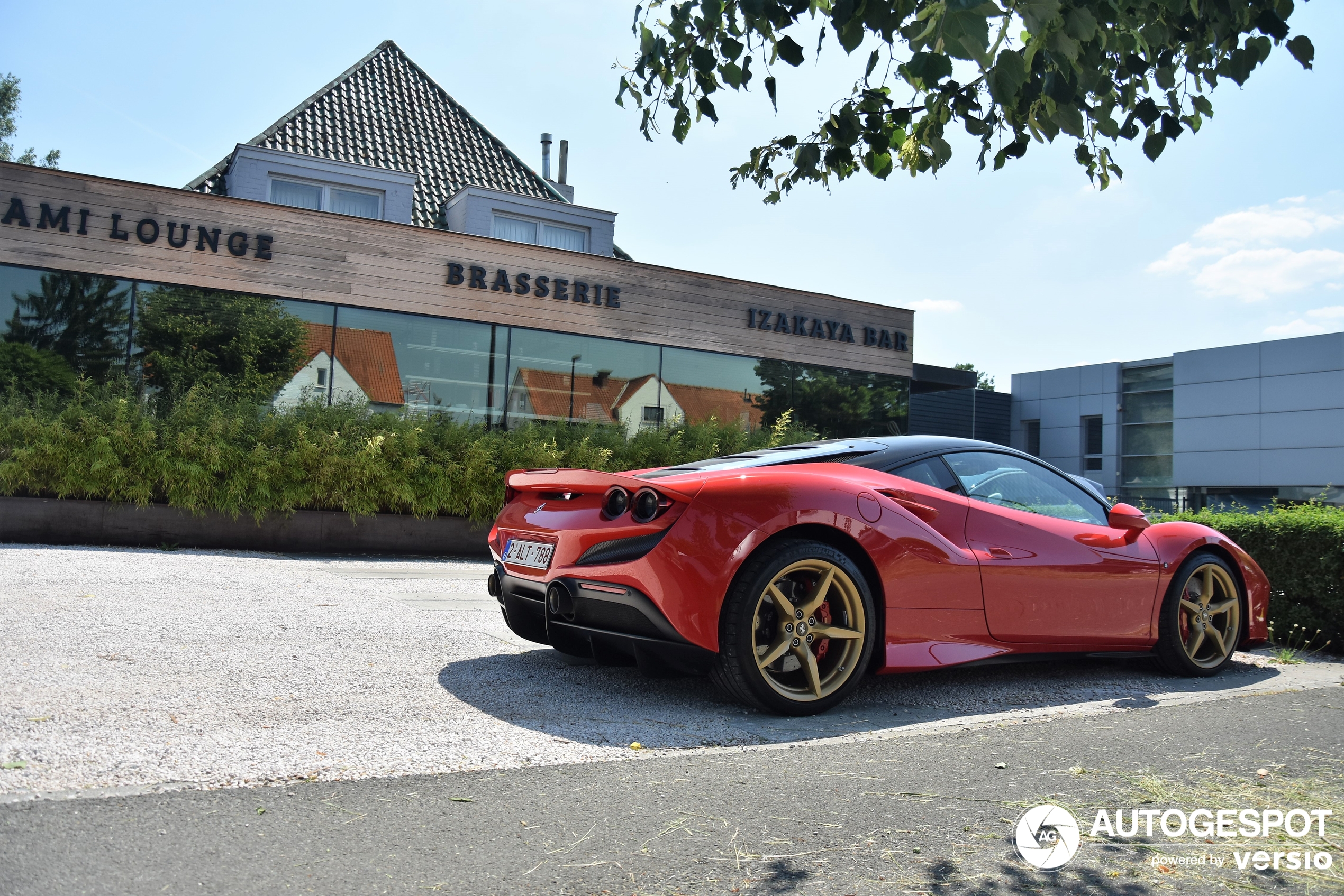 Ferrari F8 Tributo