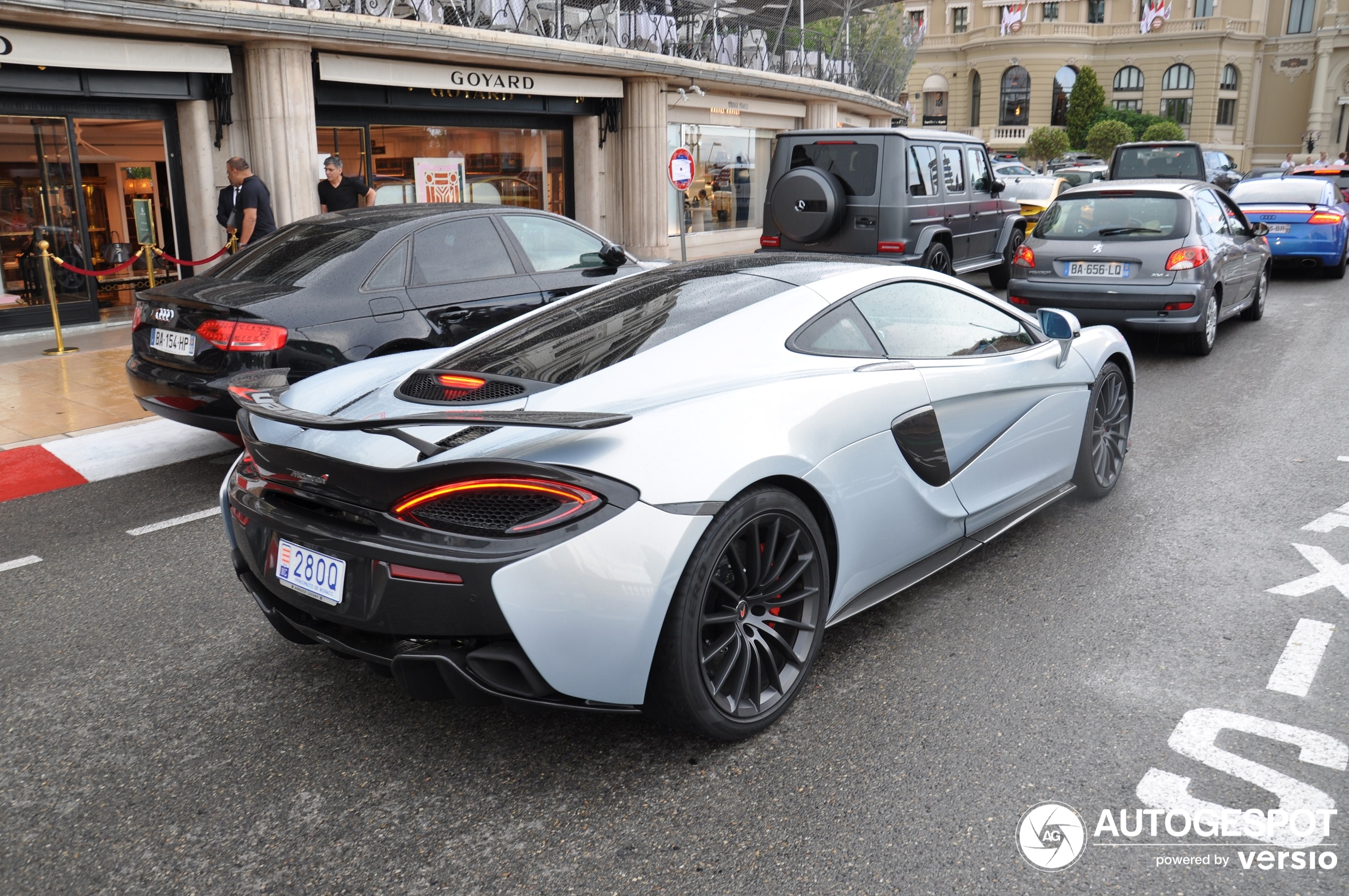 McLaren 570GT