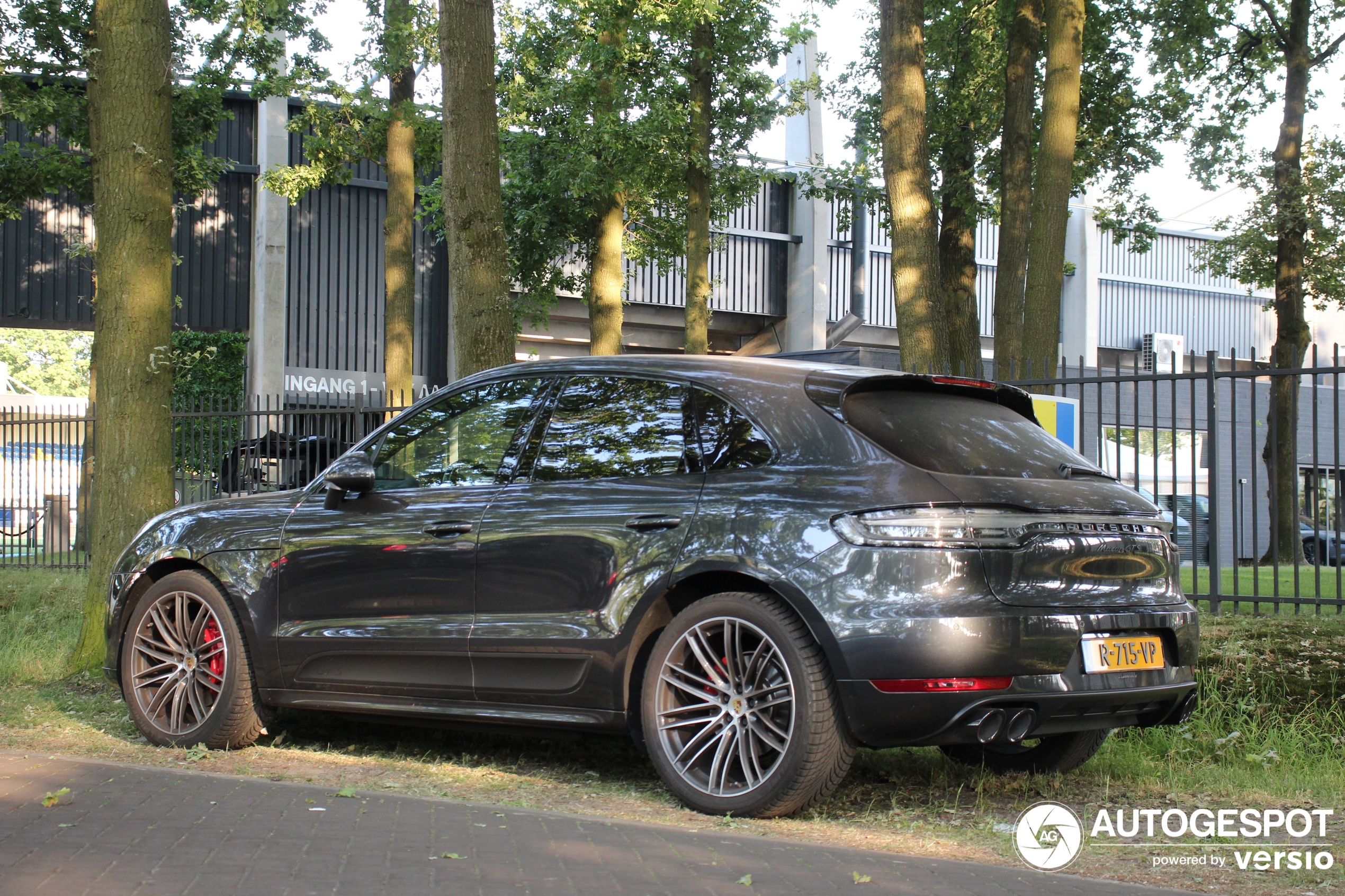 Porsche 95B Macan GTS MkII