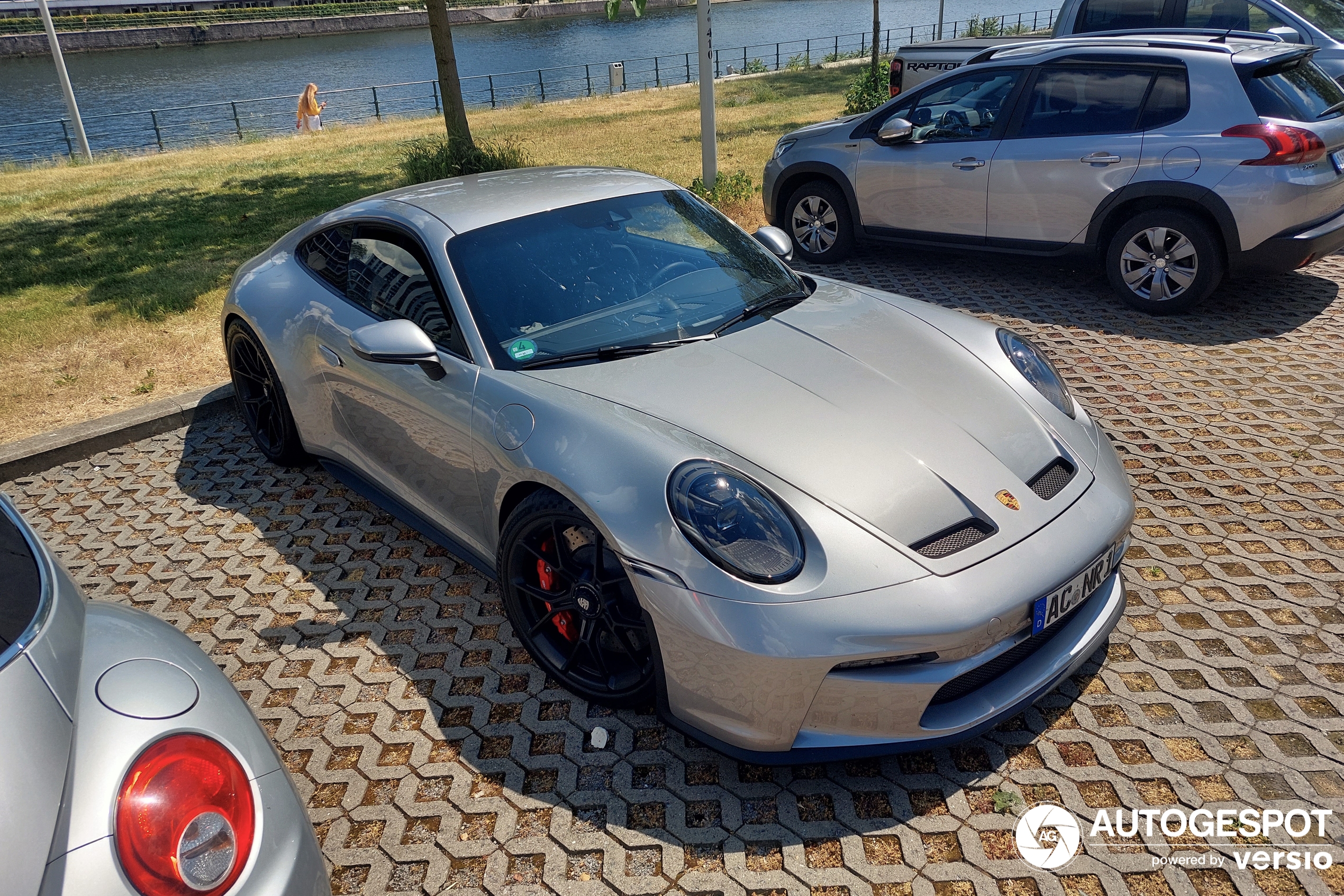 Porsche 992 GT3 Touring