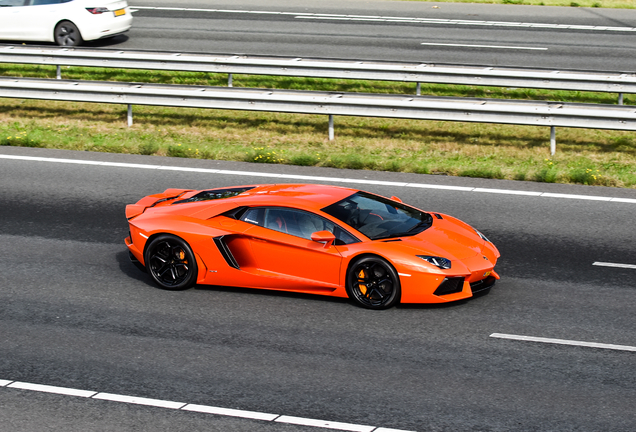 Lamborghini Aventador LP700-4