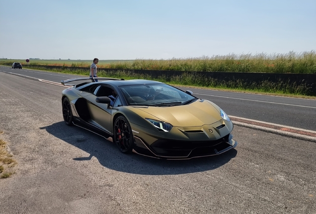 Lamborghini Aventador LP770-4 SVJ