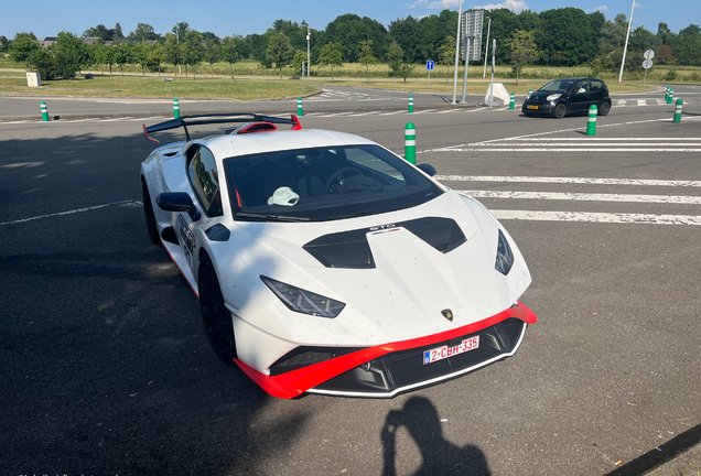 Lamborghini Huracán LP640-2 STO