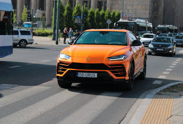 Lamborghini Urus