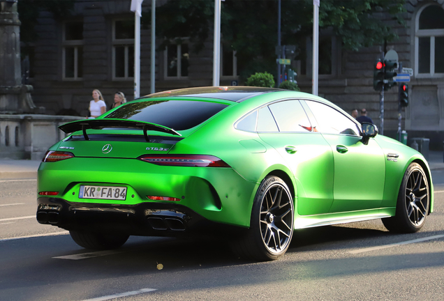 Mercedes-AMG GT 63 S X290