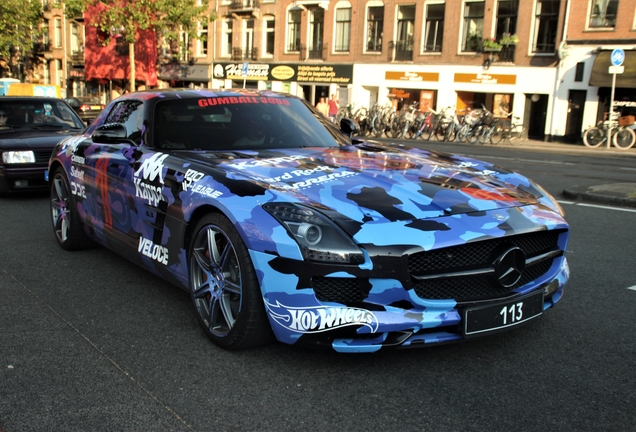 Mercedes-Benz SLS AMG