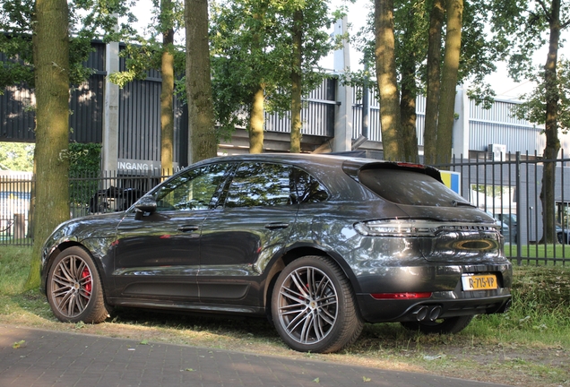 Porsche 95B Macan GTS MkII