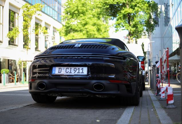 Porsche 992 Carrera 4 GTS Cabriolet