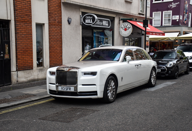 Rolls-Royce Phantom VIII EWB