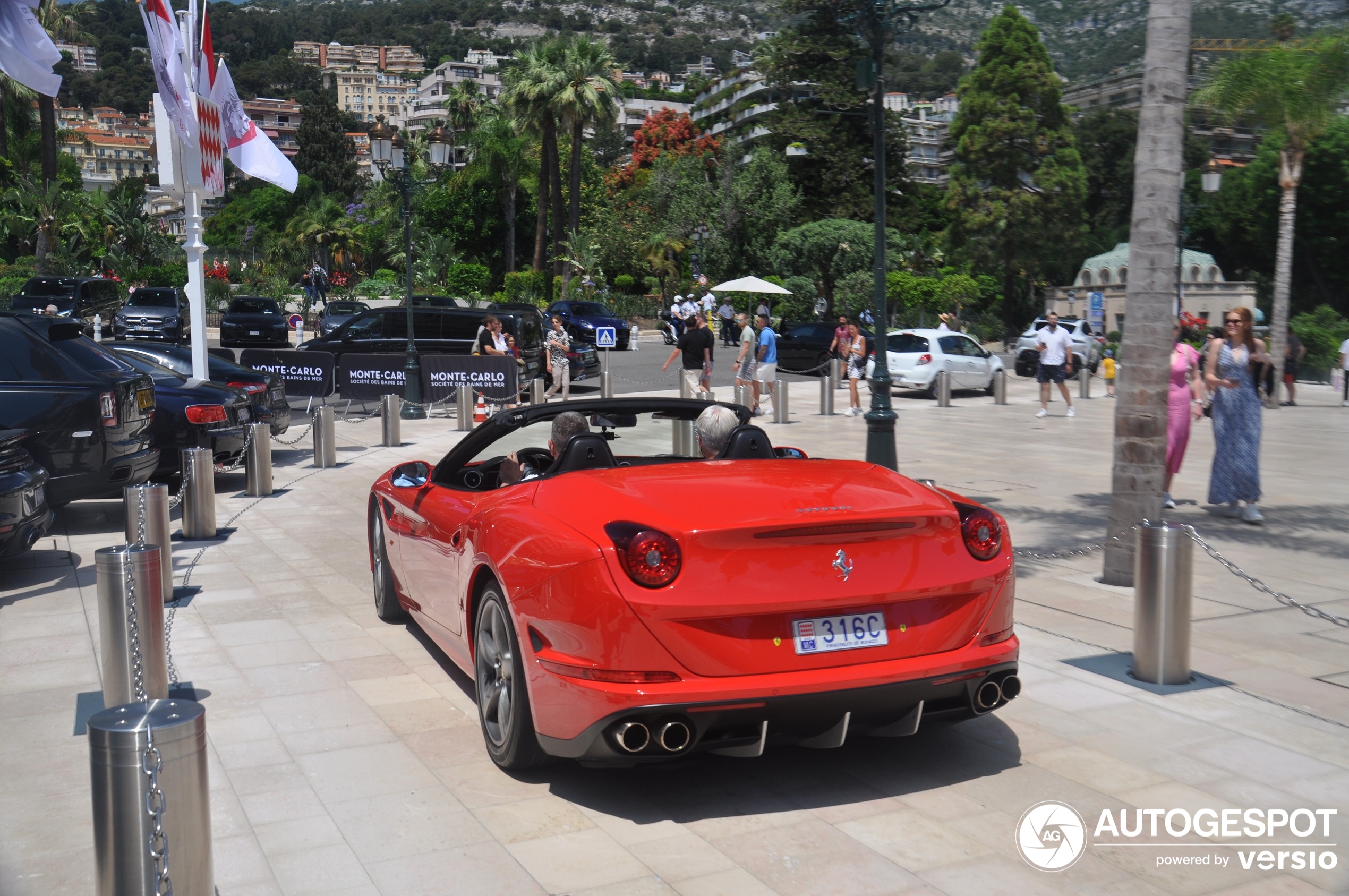 Ferrari California T