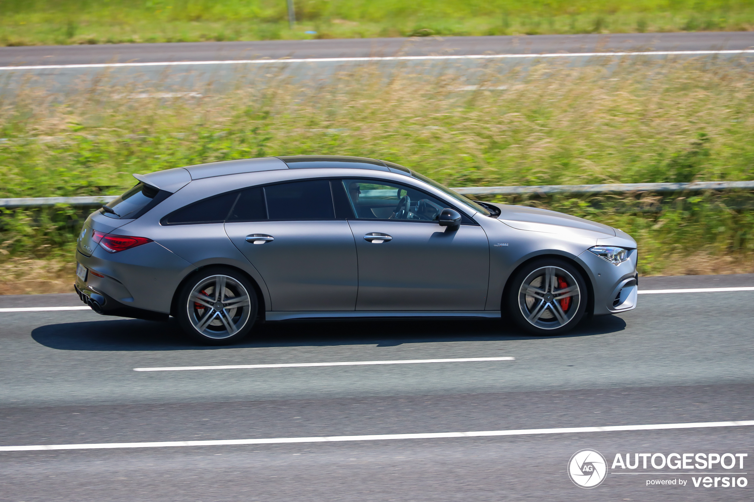 Mercedes-AMG CLA 45 S Shooting Brake X118