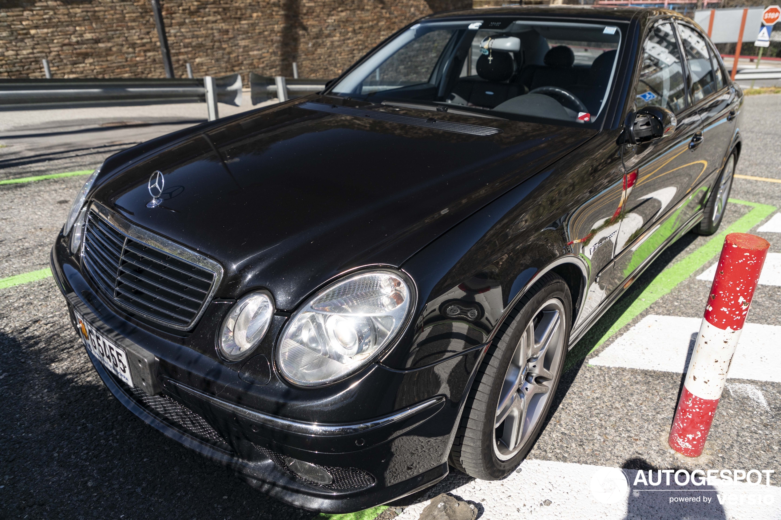 Mercedes-Benz E 55 AMG