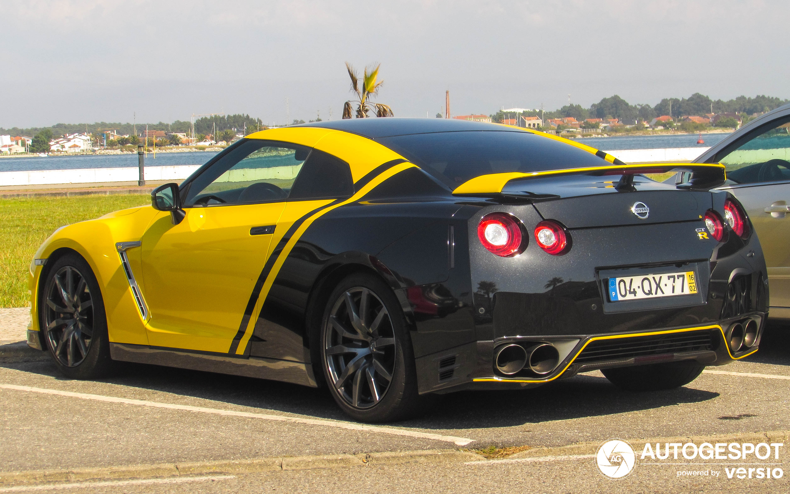 Nissan GT-R 2015