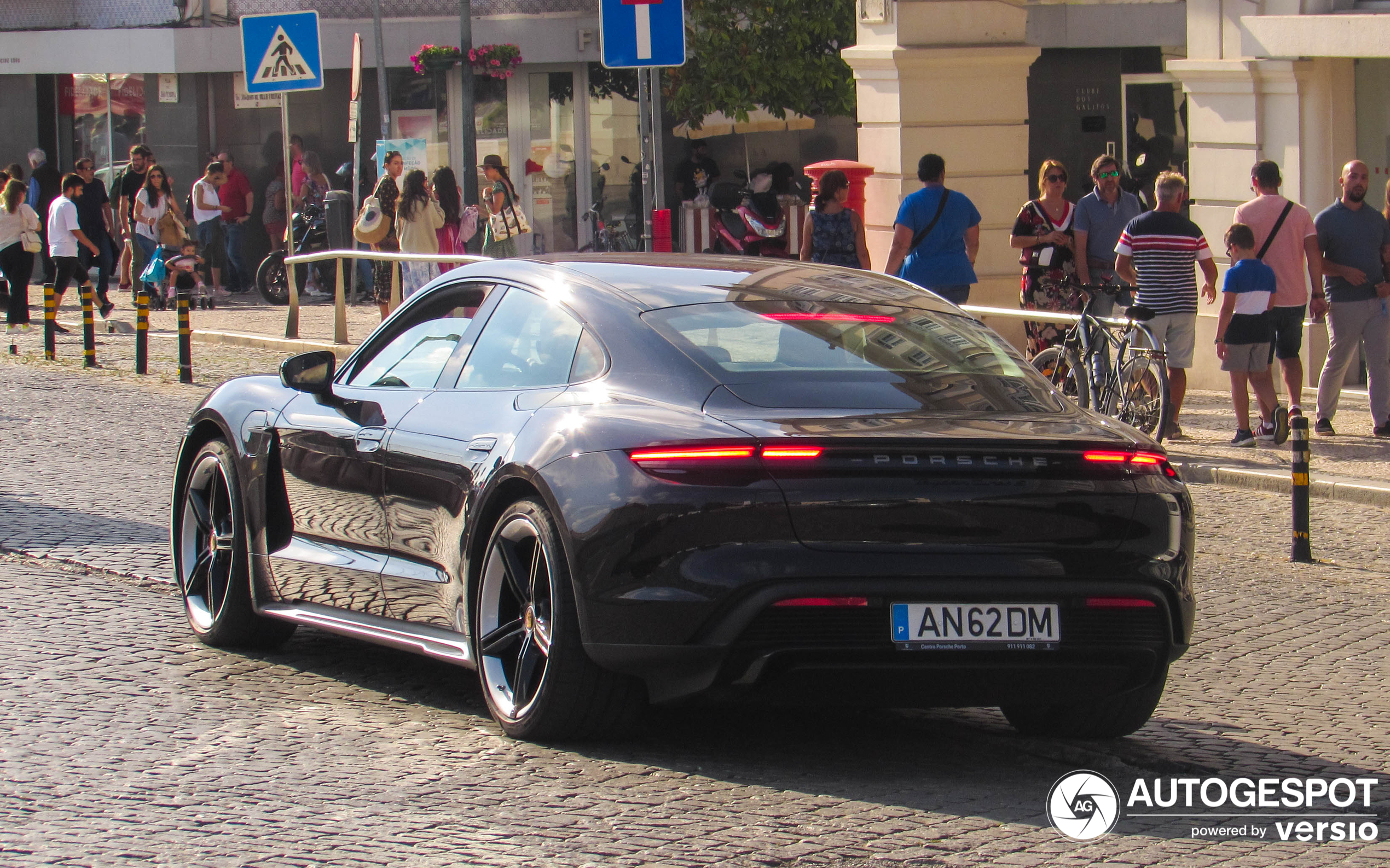 Porsche Taycan Turbo S