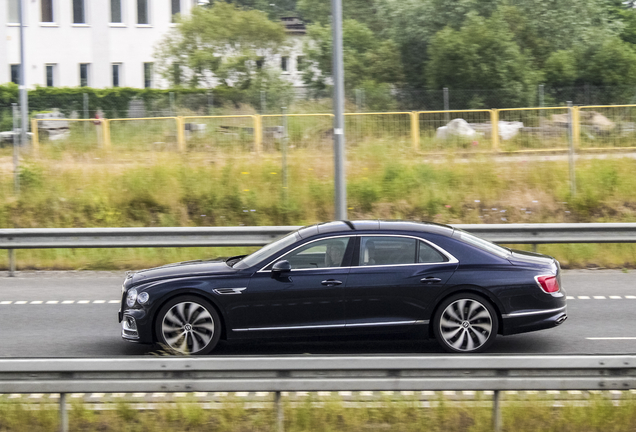 Bentley Flying Spur V8 2021