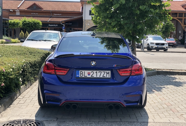 BMW M4 F82 CS