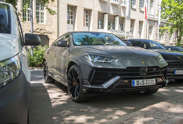 Lamborghini Urus S