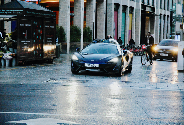 McLaren 570GT