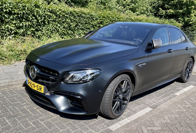 Mercedes-AMG E 63 S W213