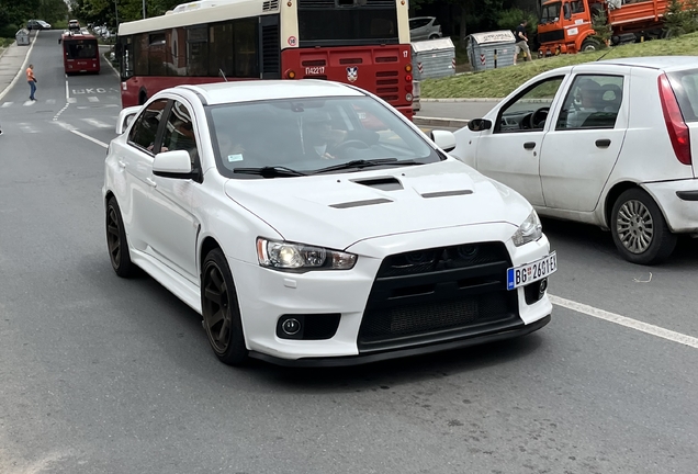 Mitsubishi Lancer Evolution X