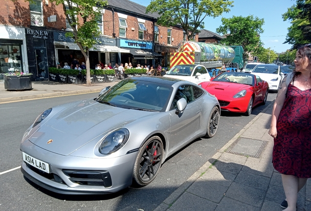 Porsche 992 Carrera GTS