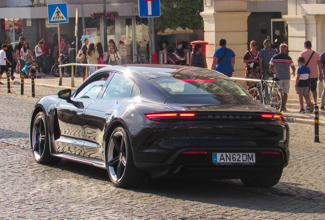 Porsche Taycan Turbo S