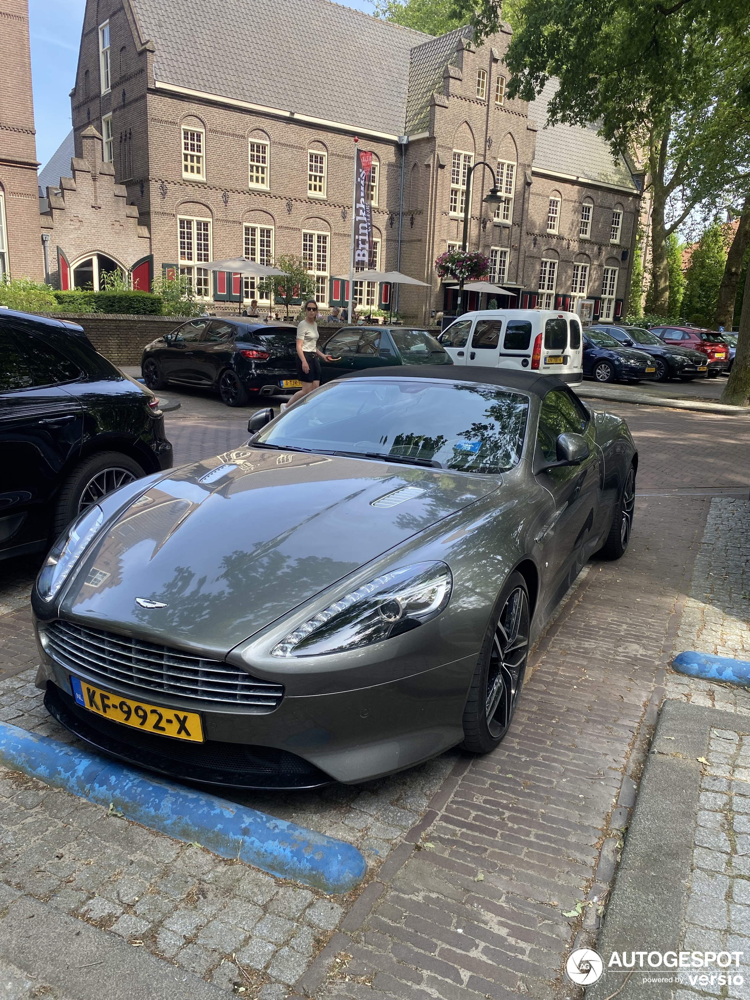 Aston Martin DB9 GT Volante 2016