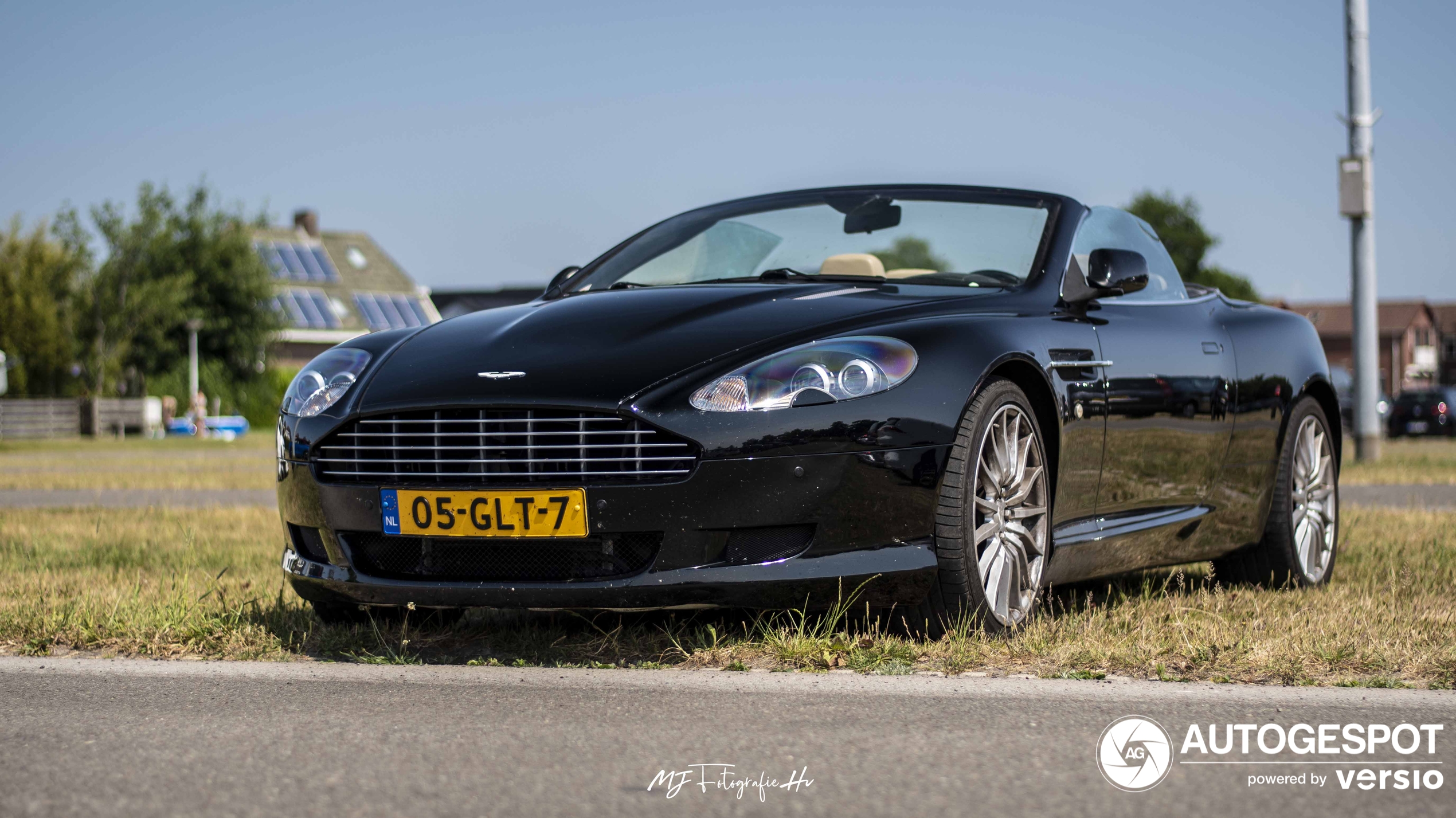 Aston Martin DB9 Volante