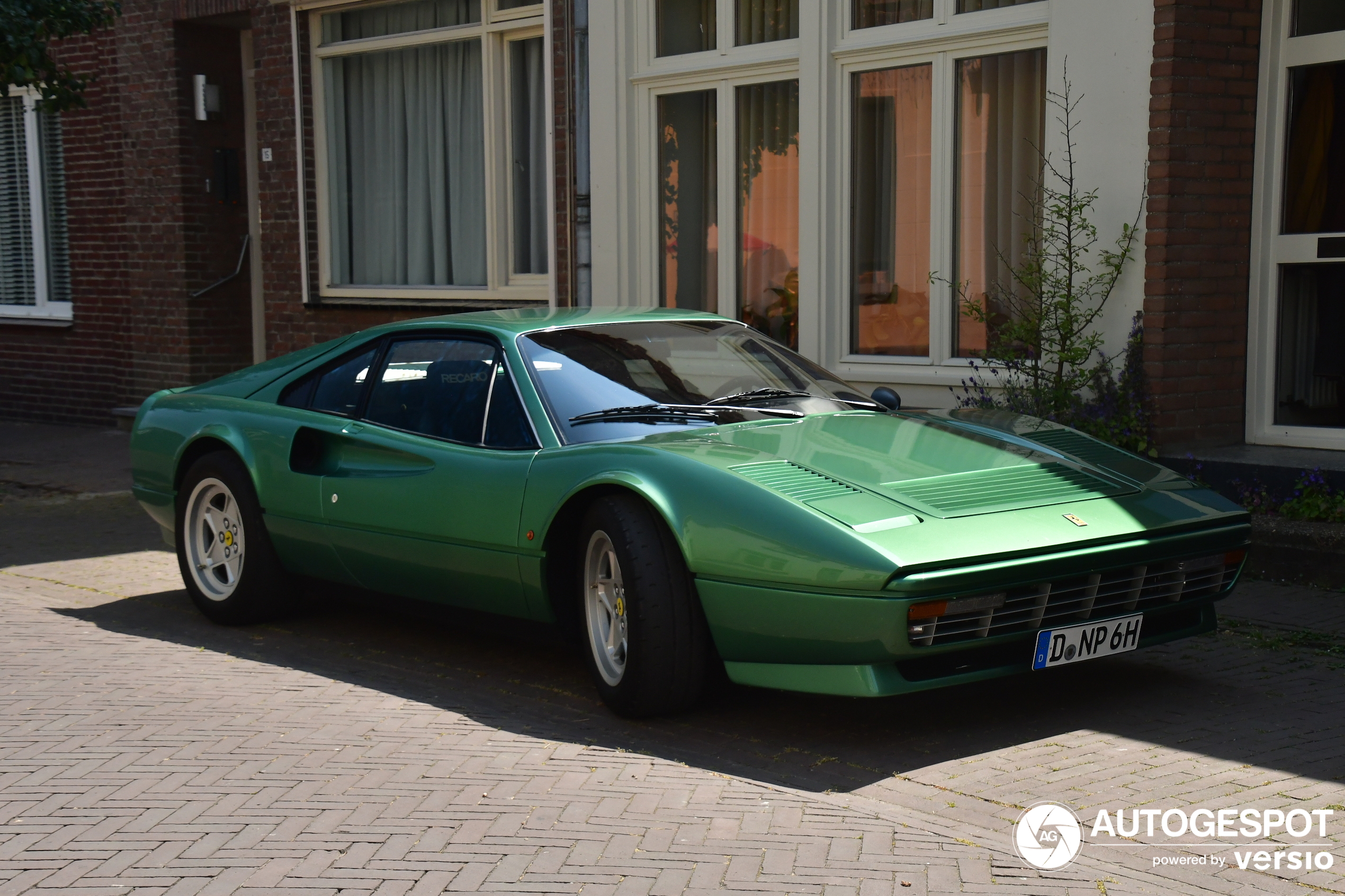 Ferrari 328 GTB