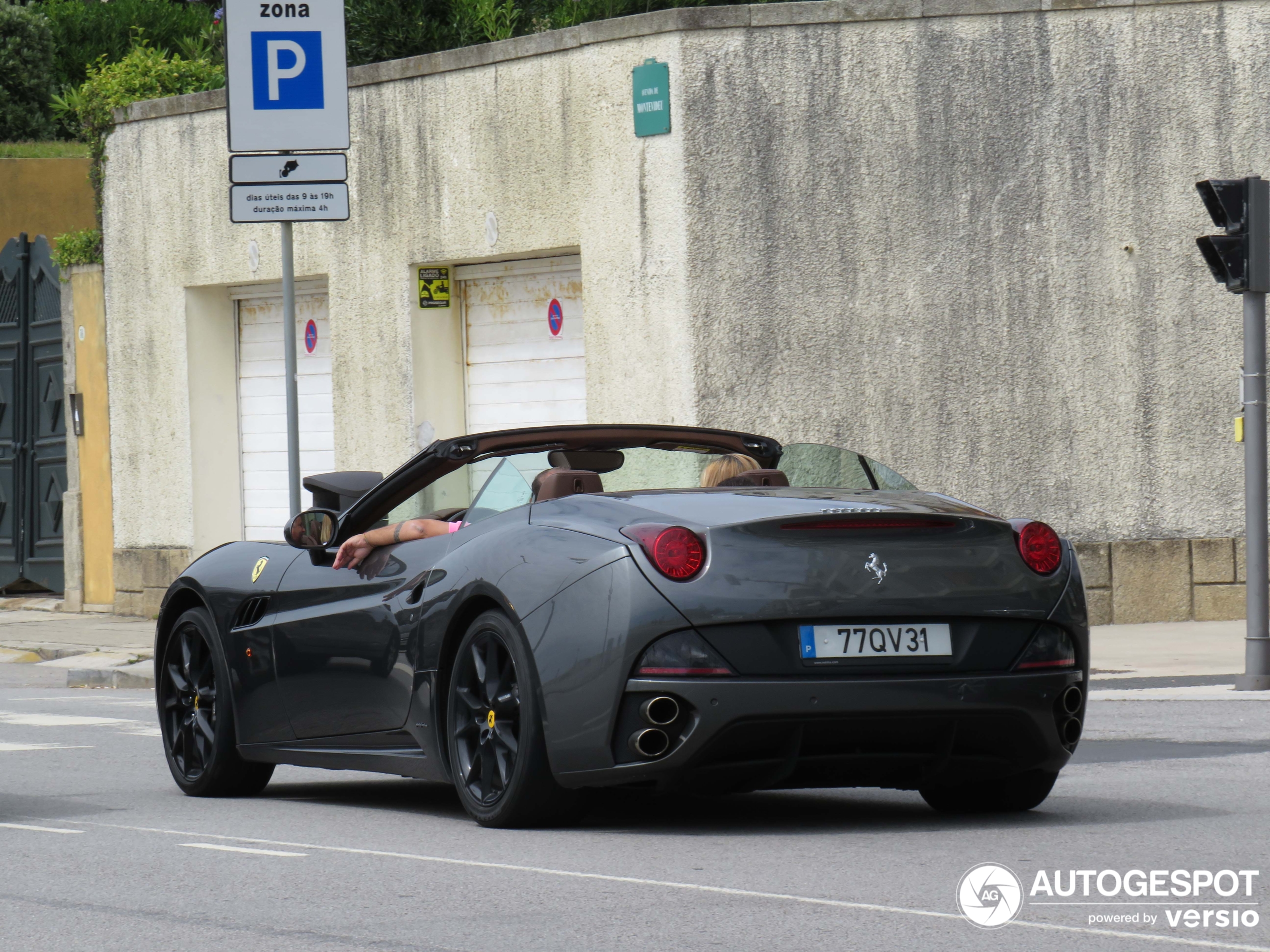 Ferrari California