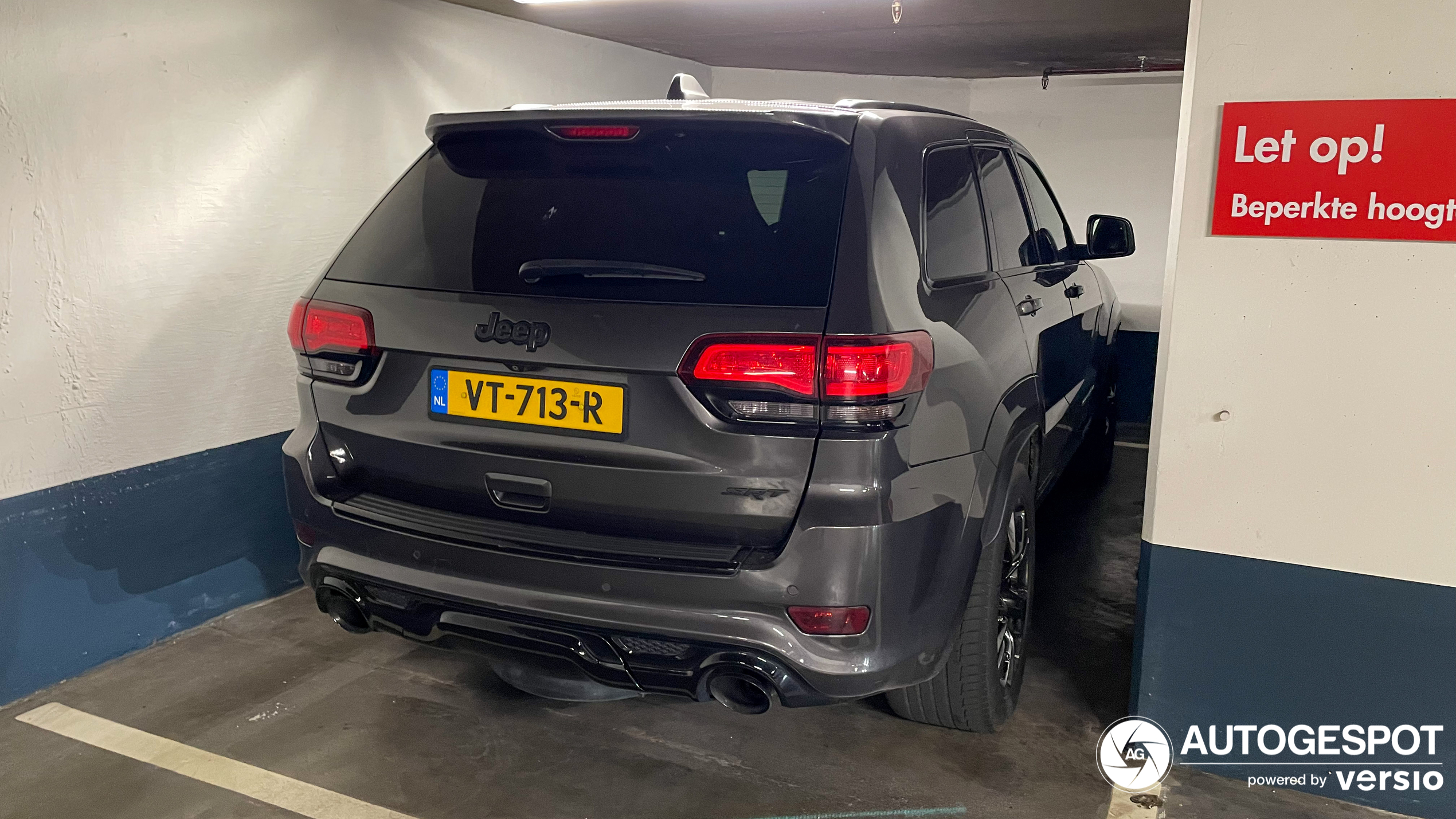 Jeep Grand Cherokee SRT 2013