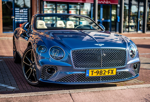 Bentley Continental GTC V8 Azure