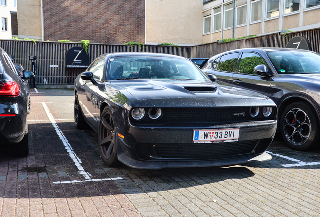 Dodge Challenger SRT Hellcat