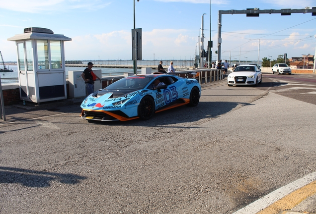 Lamborghini Huracán LP640-2 STO