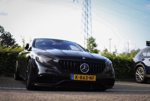 Mercedes-AMG S 63 Coupé C217