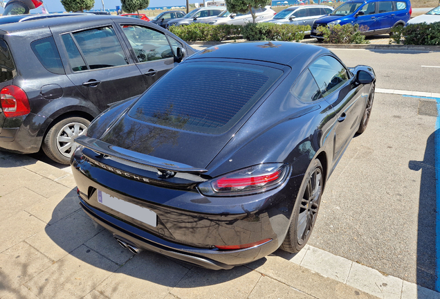 Porsche 718 Cayman S