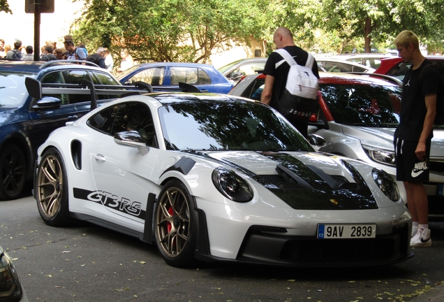 Porsche 992 GT3 RS Weissach Package