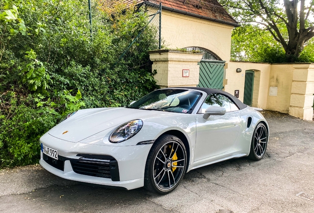 Porsche 992 Turbo S Cabriolet