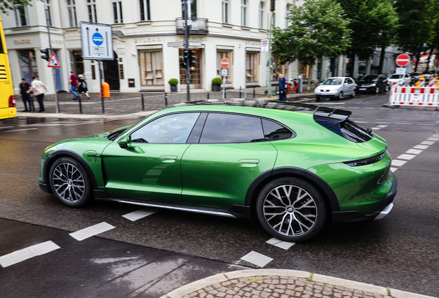 Porsche Taycan Turbo Cross Turismo