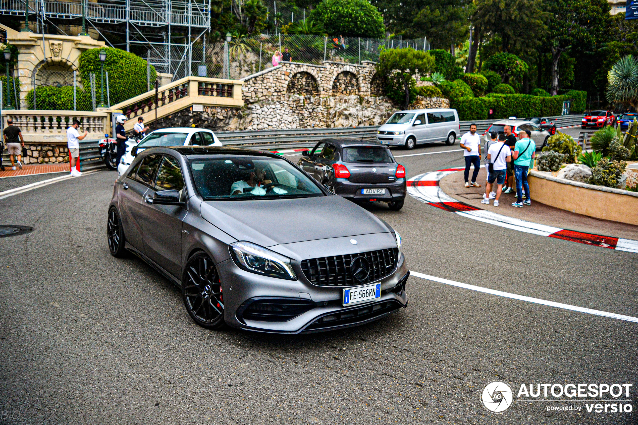 Mercedes-AMG A 45 W176 2015