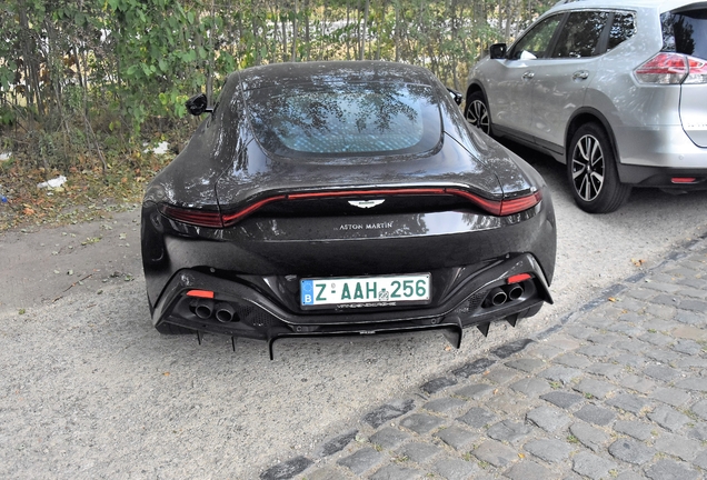 Aston Martin V8 Vantage 2018