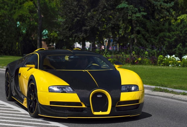 Bugatti Veyron 16.4 Oakley Design