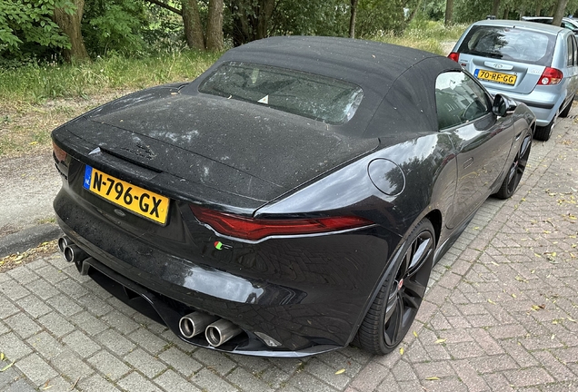 Jaguar F-TYPE R Convertible 2020