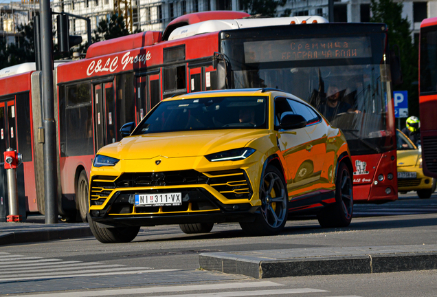 Lamborghini Urus