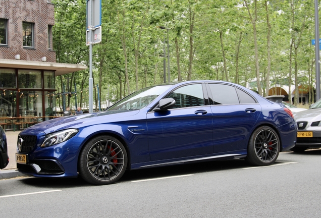 Mercedes-AMG C 63 S W205