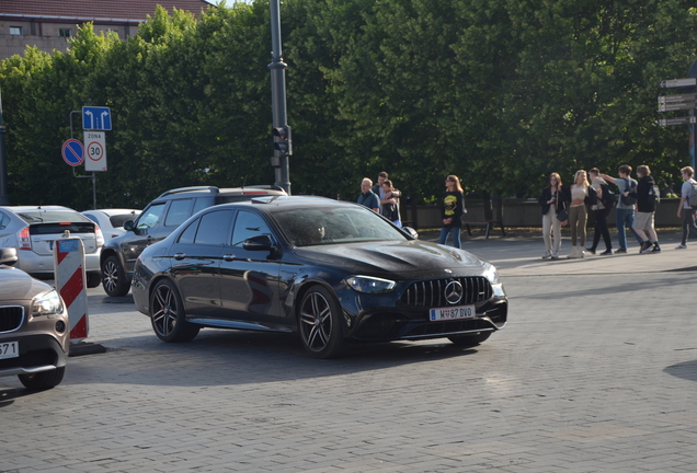 Mercedes-AMG E 63 S W213 2021