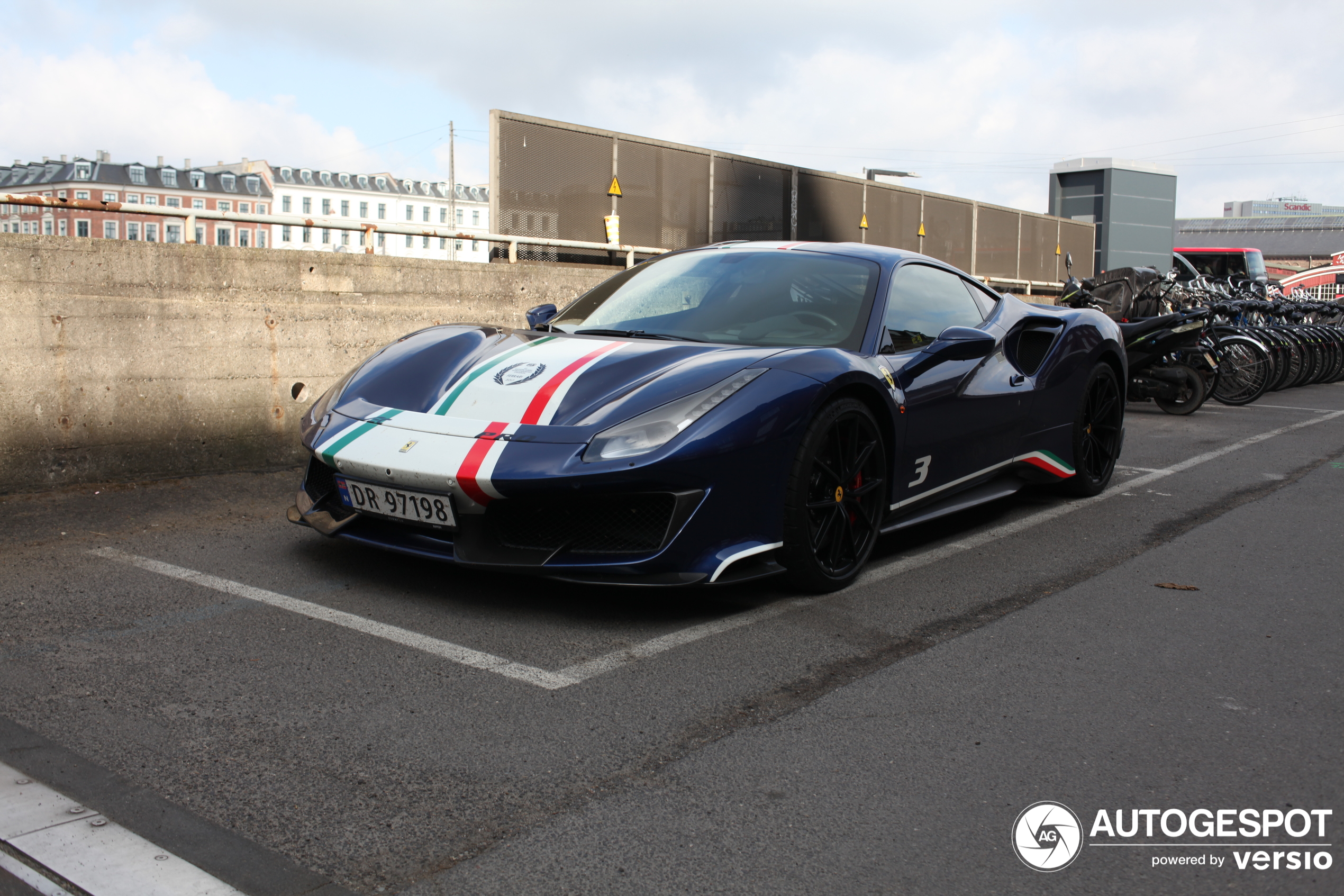 Ferrari 488 Pista Piloti