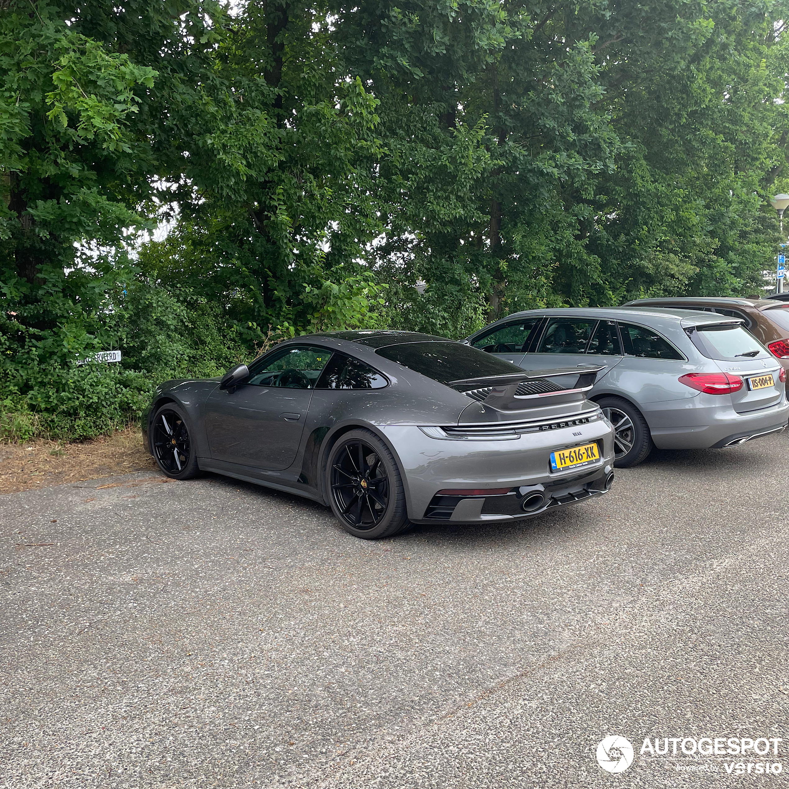 Porsche 992 Carrera 4S