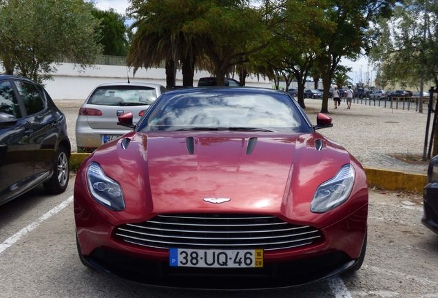 Aston Martin DB11