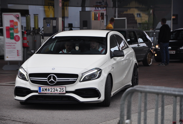 Mercedes-AMG A 45 W176 2015